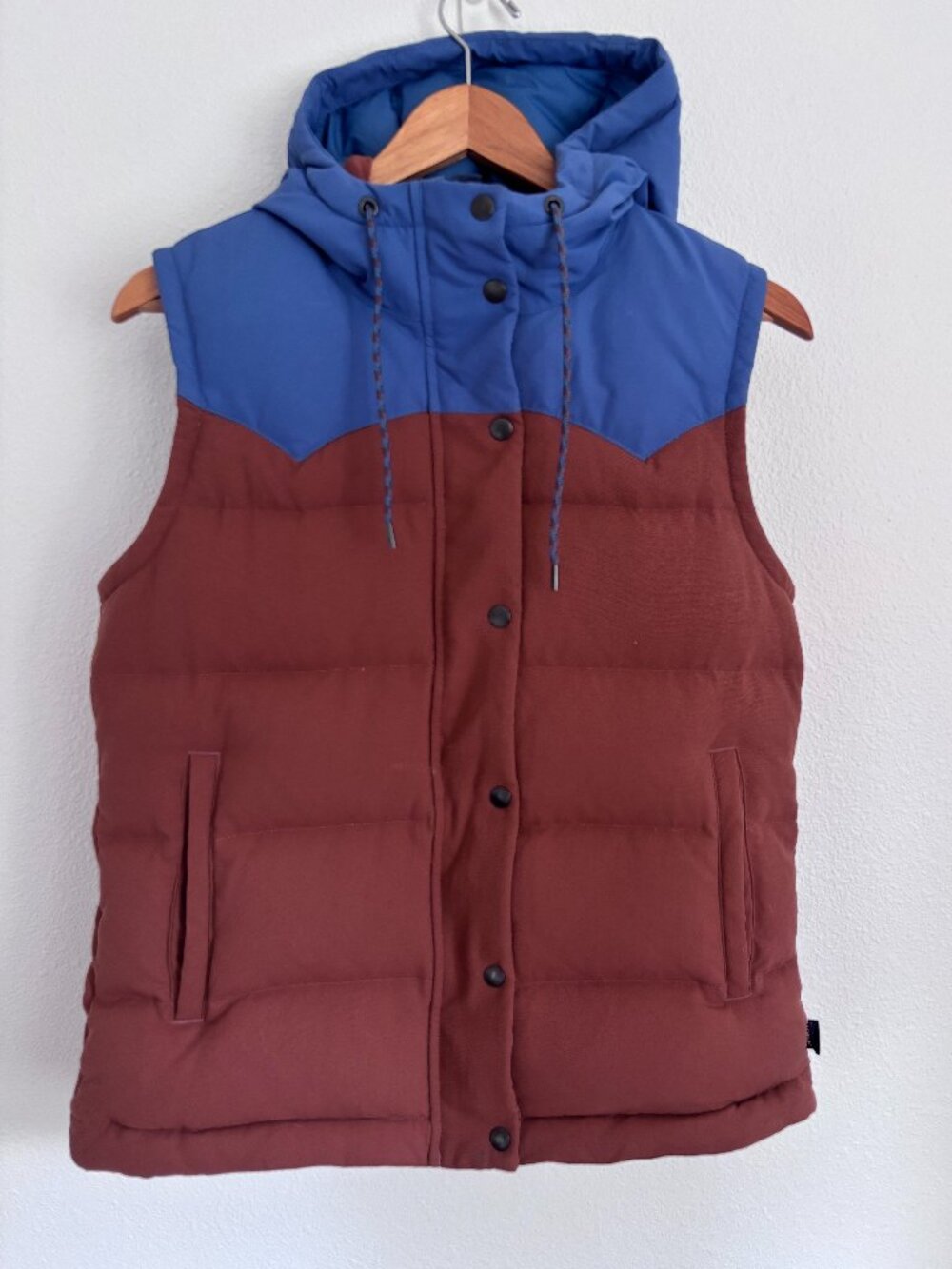 Patagonia Bivy Hooded Puffer Vest Women's Medium Blue/Terracotta